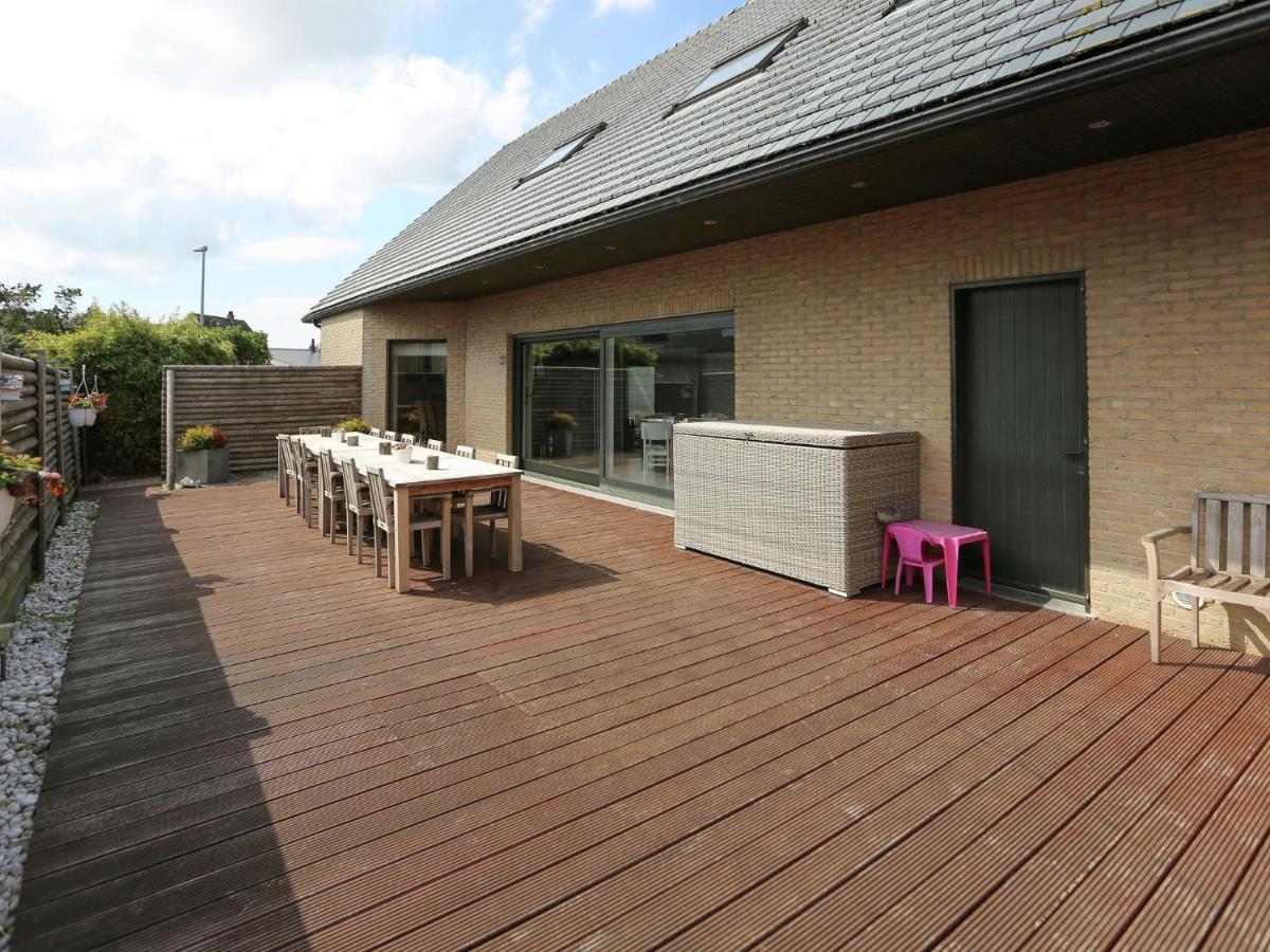 Splendid Villa In Middelkerke With Sauna Bubble Bath Exterior photo
